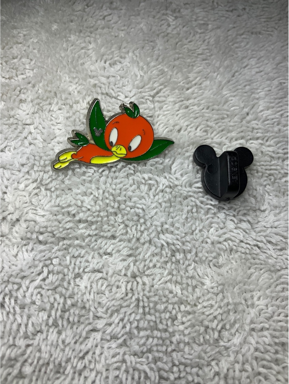 Disney Orange Bird Flying Hidden Mickey Pin